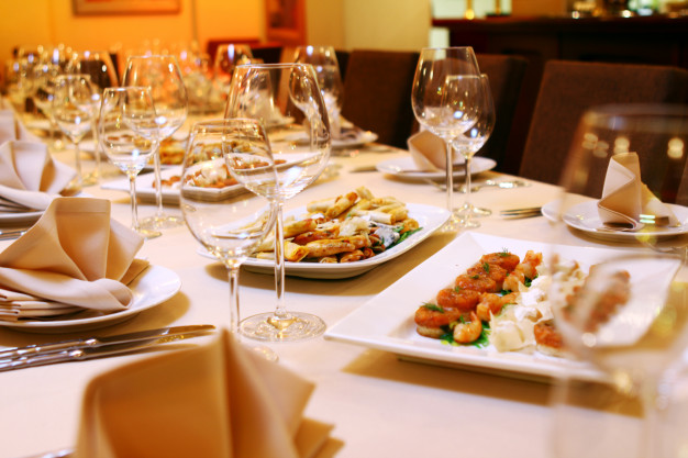 3 retters catering